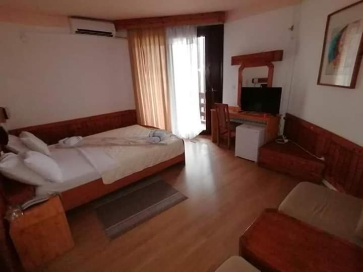 Hotel Golubacki Grad Golubac Esterno foto