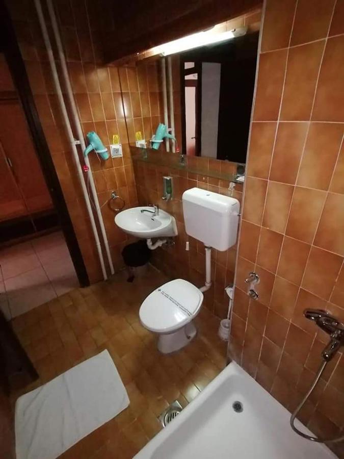 Hotel Golubacki Grad Golubac Esterno foto